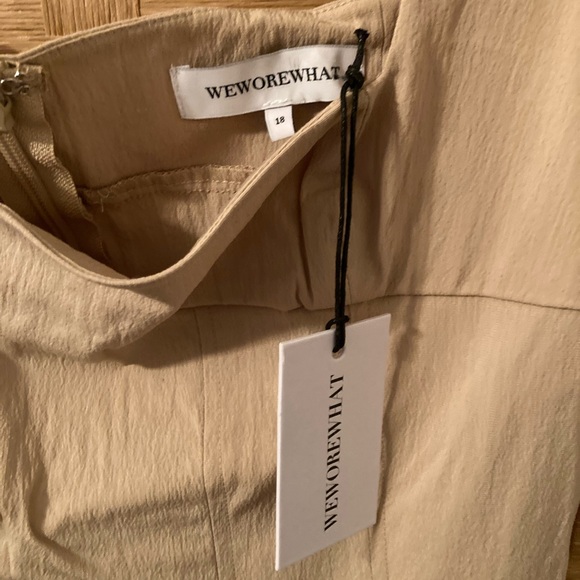 WEWOREWHAT Beige Pleated Dress
US Women’s 14 - Picture 4 of 4